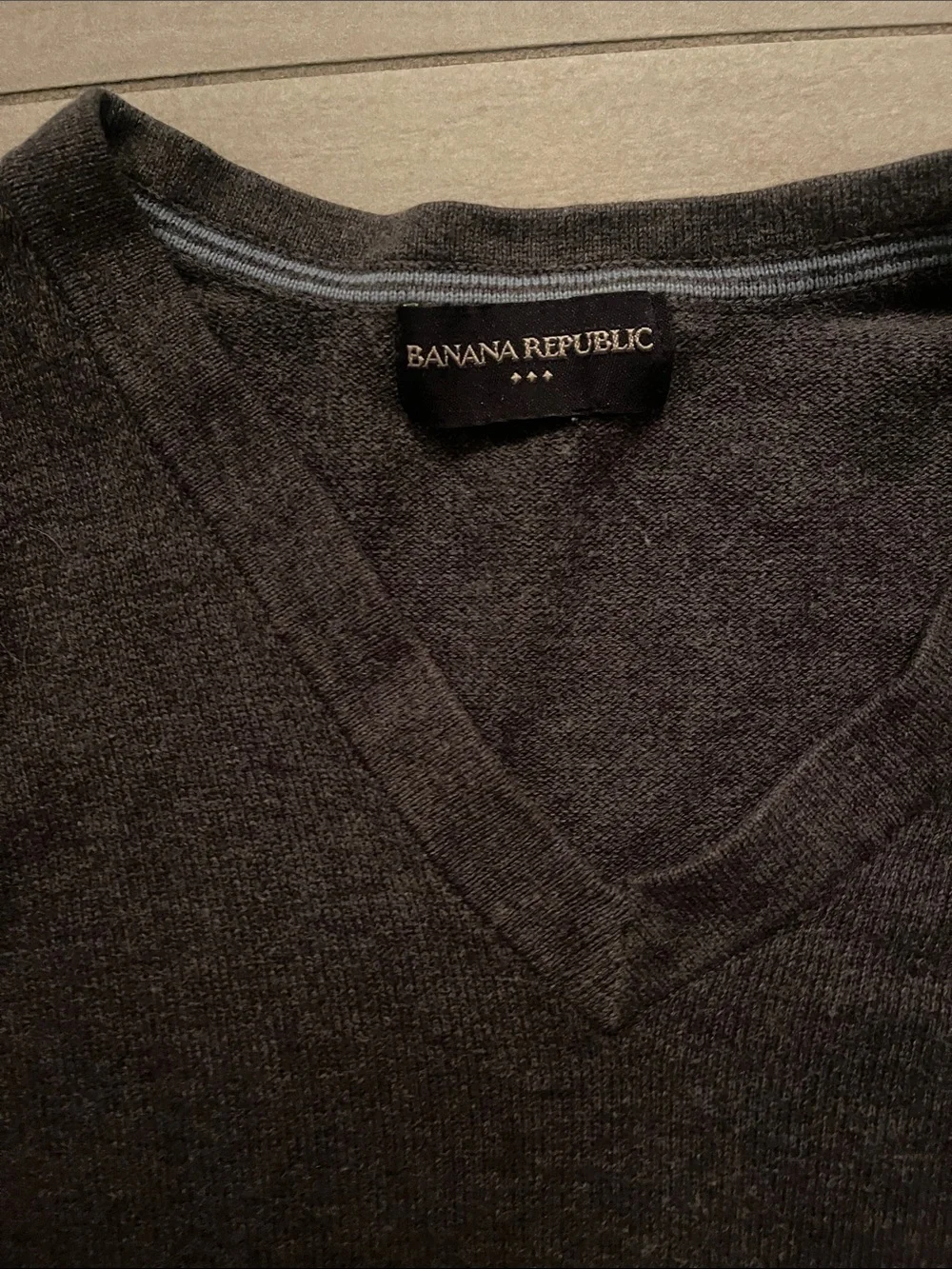 Banana Republic classic neck